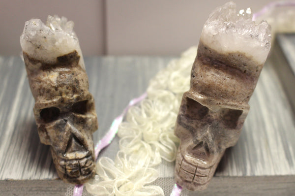 Quartz cluster skull