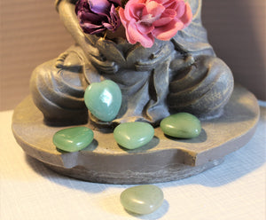 Green Aventurine hearts. Average size-1 inch or 2.5 cm. $7.50 per piece 