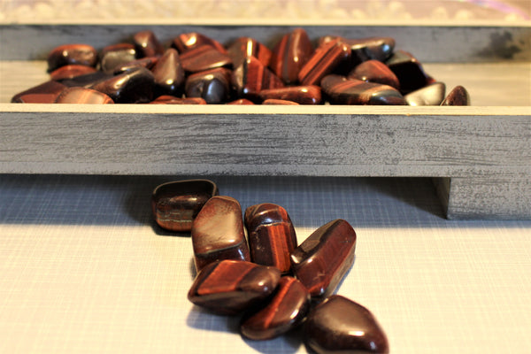 Red tigers eye tumbles, avergae size 2.5-4cm or 1-1.5inchess, cost per piece $2.50 